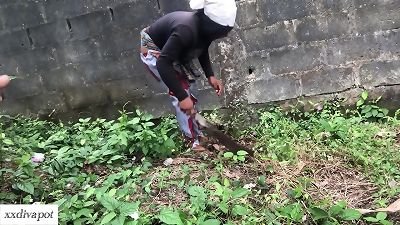 æ¬²ç«ä¸­çƒ§çš„å†œåœºå’Œå¥¹çš„ç»§å…„åœ¨å¥¹çš„å†œåœºé‡Œå¾—åˆ°äº†ä¸€ä¸ªå¾ˆæ£’çš„å±è‚¡
