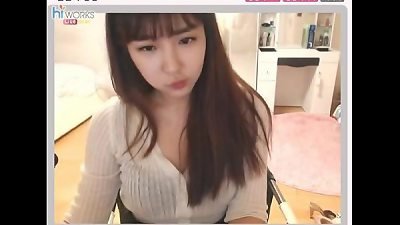 å¯çˆ±çš„éŸ©å›½å¥³å­©