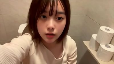 æˆ‘ä¸èƒ½åœ¨å®¶ä¸­æ··è›‹ï¼Œæ‰€ä»¥æˆ‘åœ¨ä¸€å®¶å®¶åº­é¤åŽ…çš„æ´—æ‰‹é—´é‡ŒæŒ¤å¥¶ï¼Œåœ¨éš”å£æˆ¿é—´é‡Œæ‘‡æ™ƒçš„äººå¬åˆ°æˆ‘çš„å°–å«å£°ï¼Œæˆ‘å·®ç‚¹è¢«æŠ“åˆ°...
